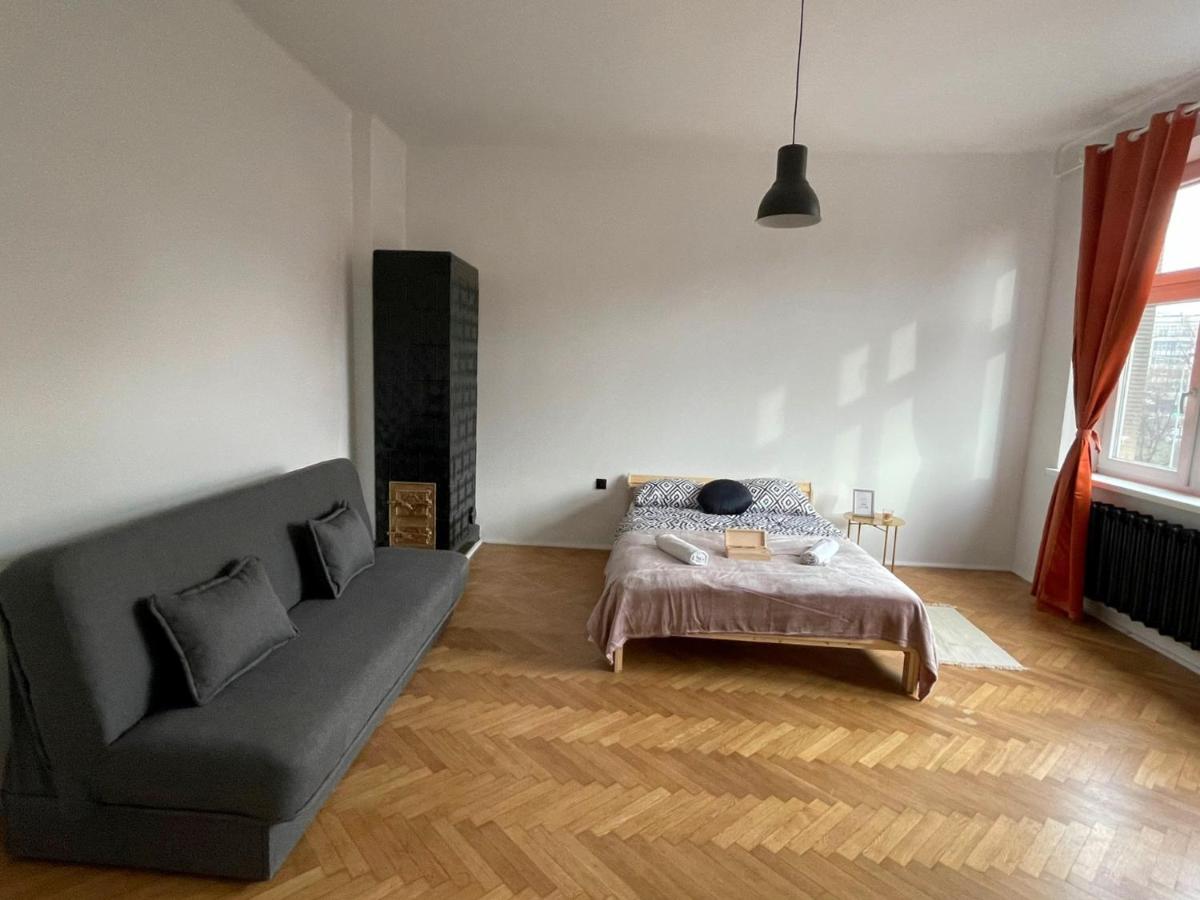 Big And Cozy Bedroom In Krakow Exterior photo